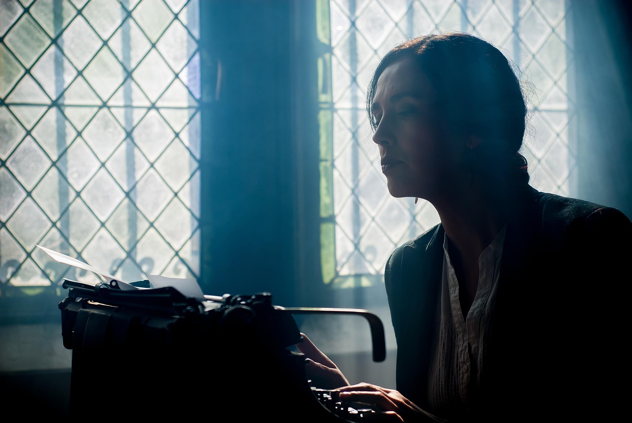 writer, typewriter, author, writing, antique, old, vintage, classic, machine writing, woman, writer, writer, writer, writer, writer, typewriter, author, writing, writing, writing
